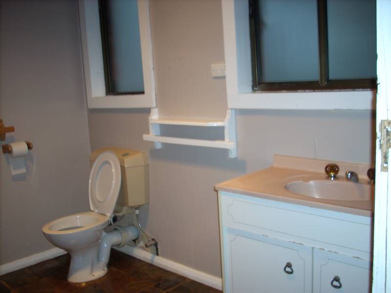 Compact Living Picture 2