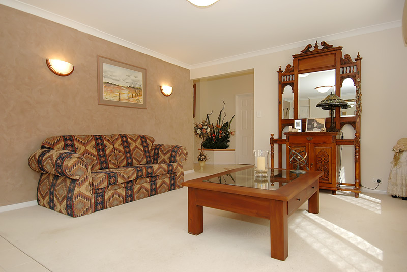 WAKE UP AND ENJOY THE FRESH AIR IN REGENT WATERS ESTATE! Picture 3