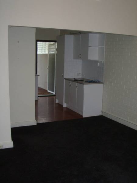 SEE UNDER WEMBLEY DOWNS!!!!!!!!!!! Picture 3