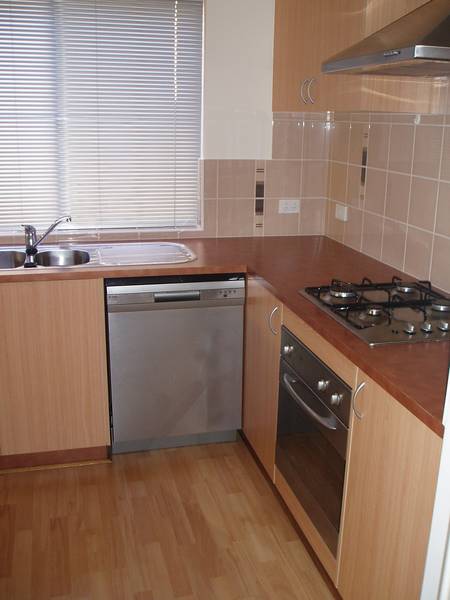 Modern Townhouse -
Home Open Tuesday 20th May 10:30 - 10:45am Sharp Picture 3