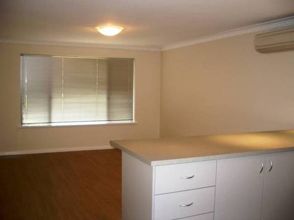 SIMPLY PERFECT INSIDE & OUT!! Picture 3