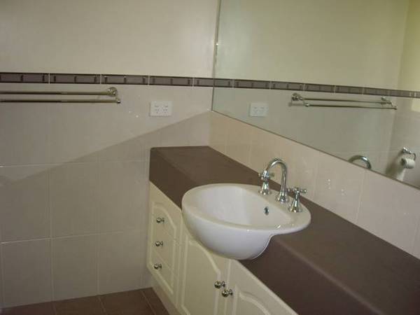 OPEN: 9/10/08 @ 4.30PM Picture