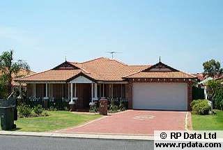 THE ULTIMATE FAMILY PACKAGE!! OPEN FOR VIEWING TUESDAY 11TH NOVEMBER 4:30 TO 4:45PM Picture 1