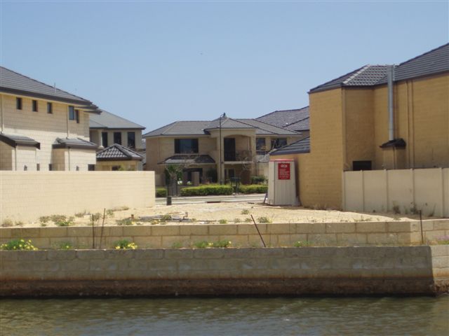 BIG WHERE IT COUNTS!! Picture 2