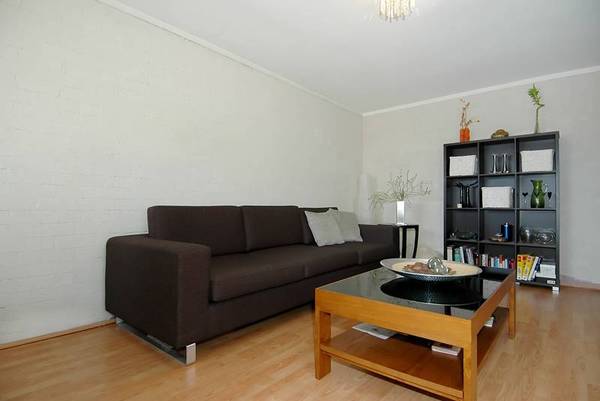 INVESTMENT PLUS!! Picture 1