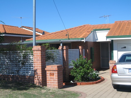 PICK ME, PICK ME!! Picture 1