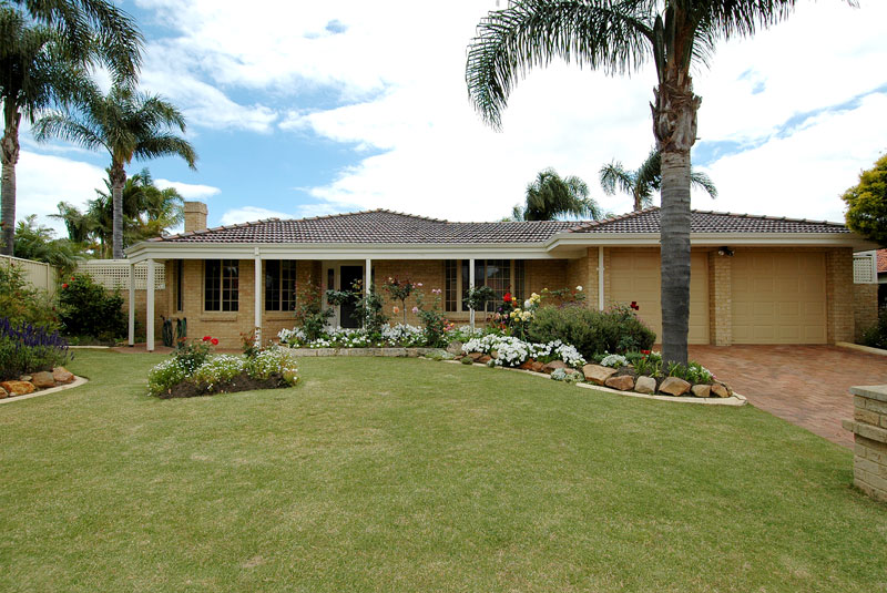 Delightful, Delicious, Deceptive! Picture 1