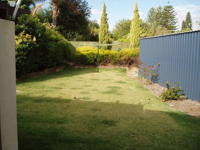 CALL OFF THE SEARCH!!! THE PERFECT SUMMER HOME IS RIGHT HERE!! Picture