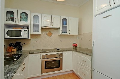 PICTURE PERFECT!! Picture