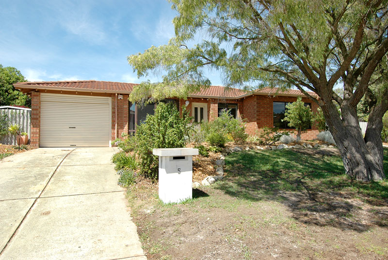 "YOUR STORY BEGINS HERE" Picture 3