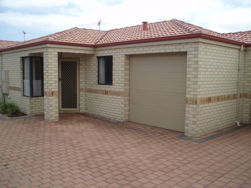 NEST OR INVEST!! Picture 1