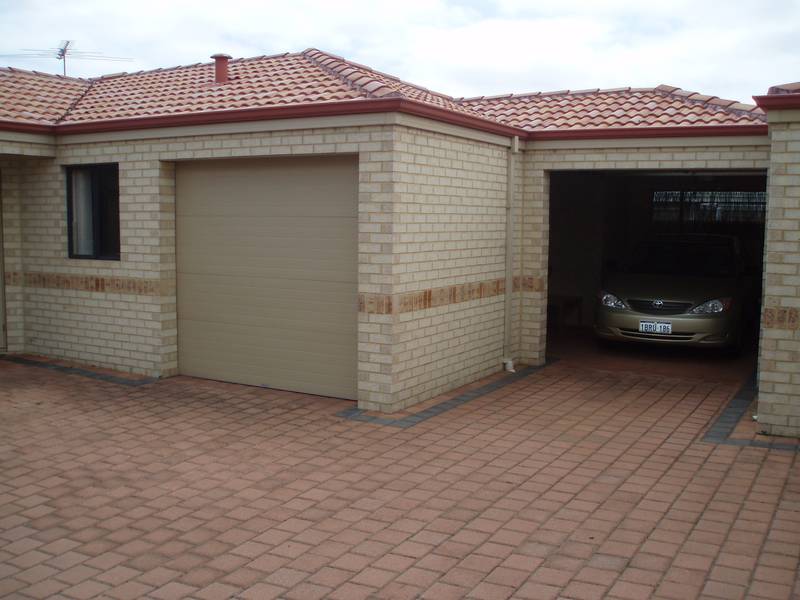 NEST OR INVEST!! Picture 2