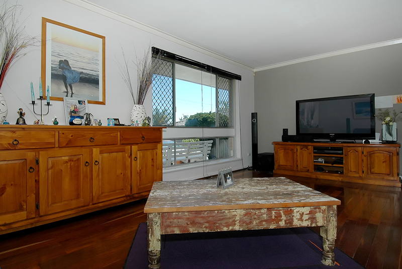 UNBEATABLE VALUE!! Picture 2