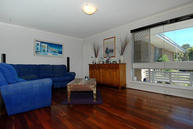 UNBEATABLE VALUE!! Picture 3