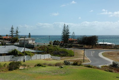 RELAX BY THE OCEAN! Picture
