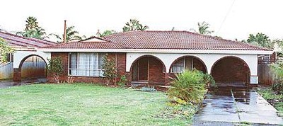 TRIPLEX POTENTIAL!! Picture TRIPLEX POTENTIAL!! Picture