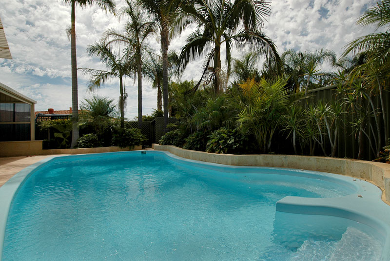 Hot Property!! Picture 3