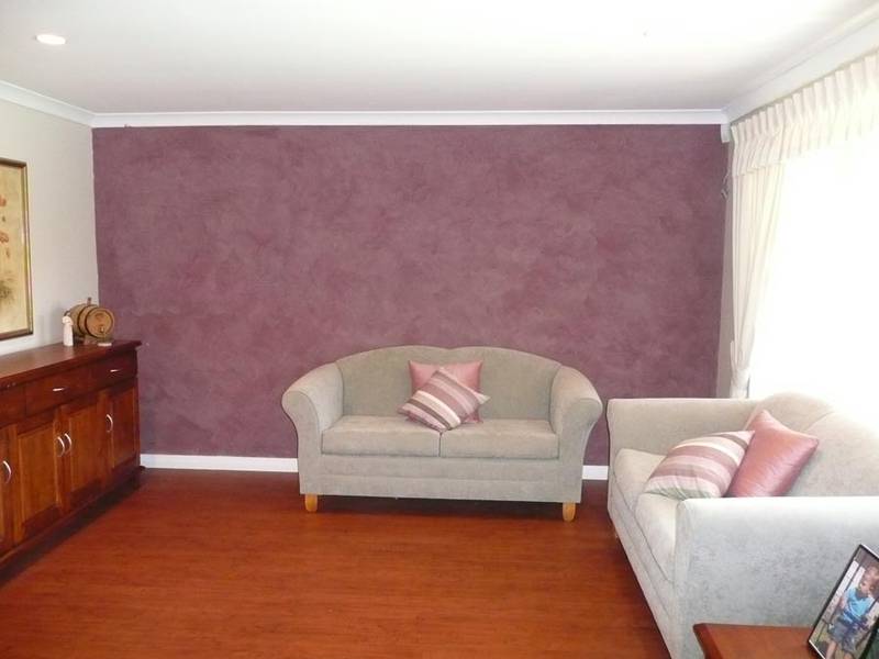 BIG BEDROOMS PLUS SWIMMING POOL Picture 3