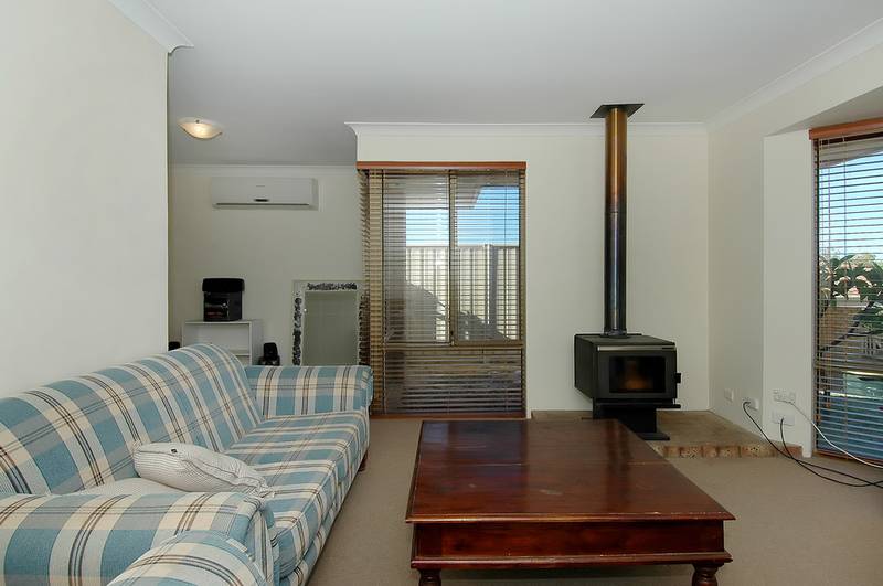 Sizzling Hot Value! Picture 2