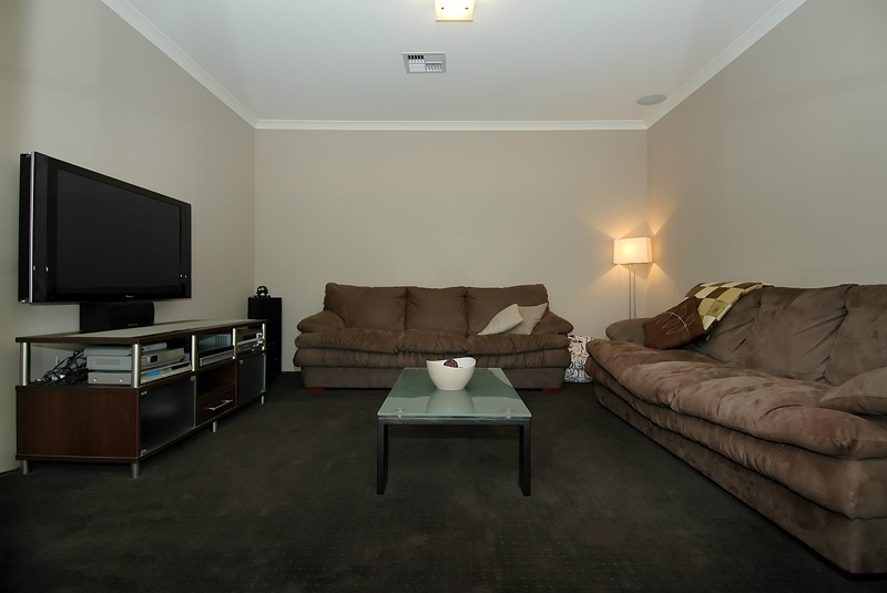 Something Different At Last!!! Superb! Picture 2