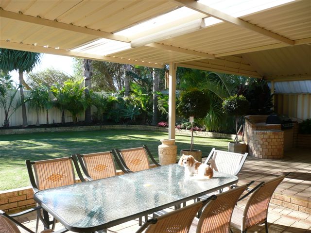 VALUE ADDED - LAKES ESTATE!!!! Picture 1