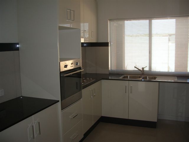 BRAND NEW TO MARKET & BRAND NEW TOWNHOUSES! Picture 3