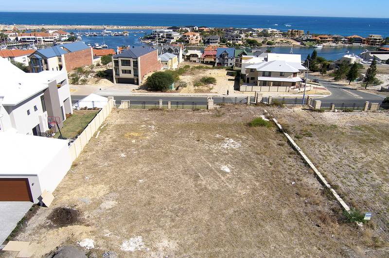 AMAZING VIEWS, LARGE BLOCK! Picture 3