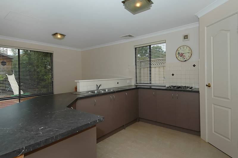 Red Hot Value!!
Lakeside Loving! Picture 3