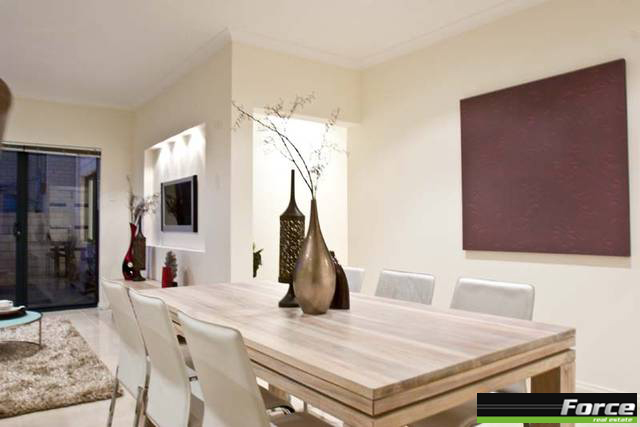 OFF THE PLAN!! BRAND NEW! FIRST HOMEBUYERS LOOK HERE! Picture 3