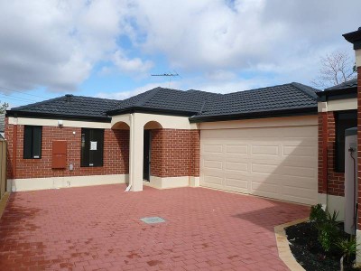 BRAND NEW REAR VILLA Picture