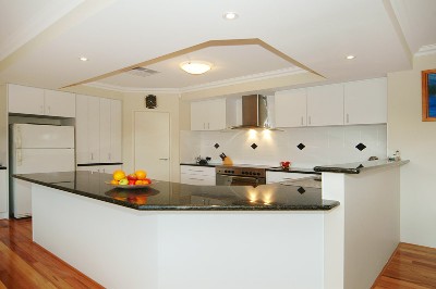 QUALITY & STYLE!!
WITH 4 CAR GARAGE! Picture