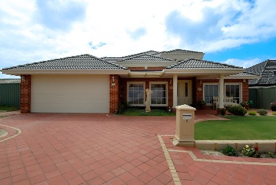 Quality & Style!! Picture Quality & Style!! Picture