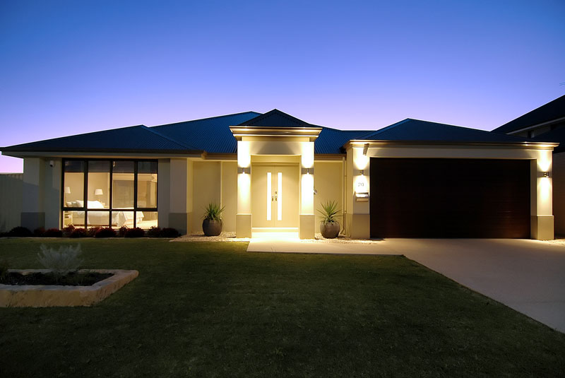 COASTAL CLASSIC!! Picture 1