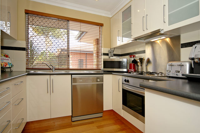 NEW TO MARKET!!! Picture 1