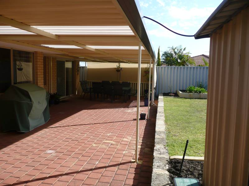 QUIET CUL DE SAC Picture 2