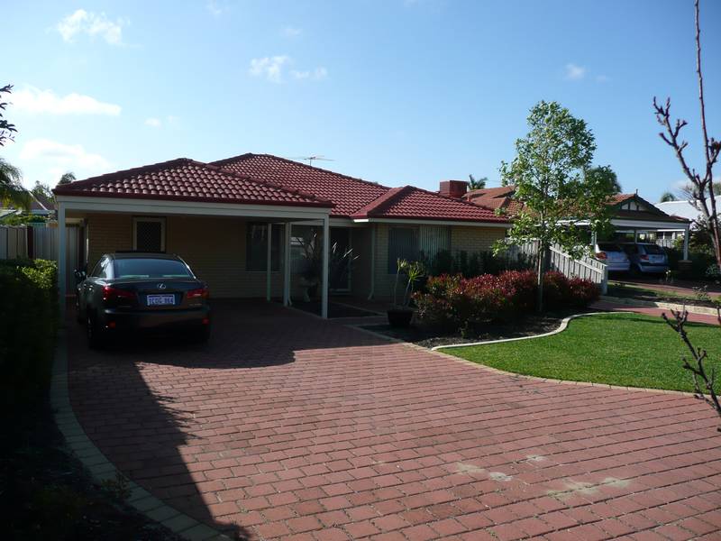 QUIET CUL DE SAC Picture 3