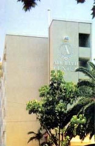 Get in Quick! Picture 1