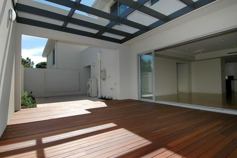 UNRIVALLED QUALITY - BEST IN AREA! Picture 1