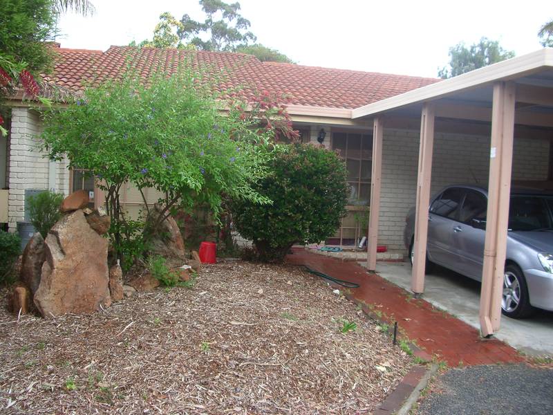 Villa close to all amenities! Picture 2