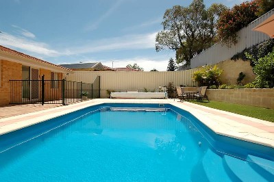 Under Offer Picture Under Offer Picture