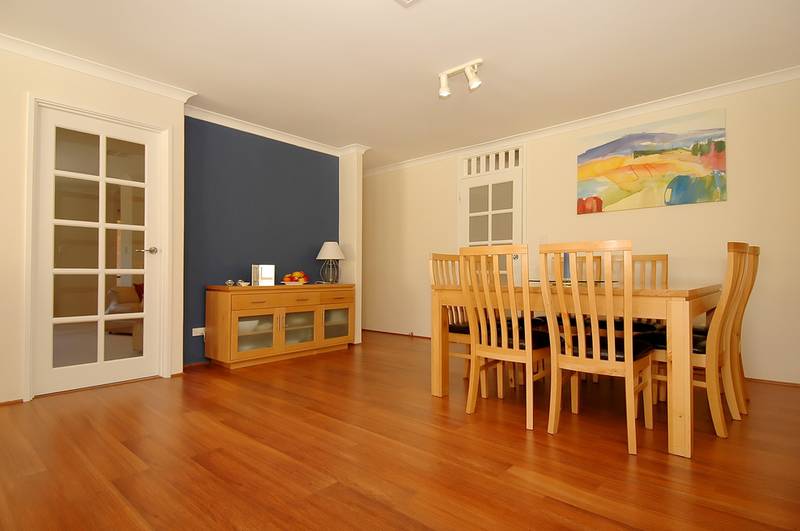 Under Offer Picture 3