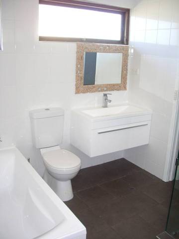 PRICE REDUCED BY $50 PER WEEK! BE QUICK.. Picture 3