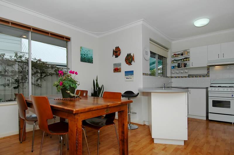 Only Nature Between You & the Beach Picture 3