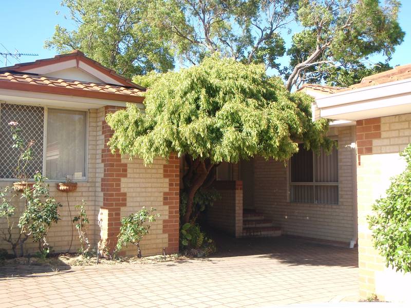 Location, Location, Location!! Picture 1