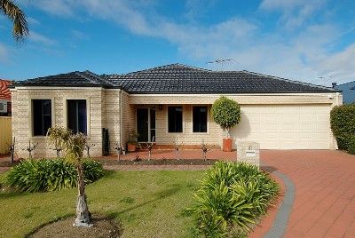 STIRLING'S MOST AFFORDABLE.... Picture STIRLING'S MOST AFFORDABLE.... Picture