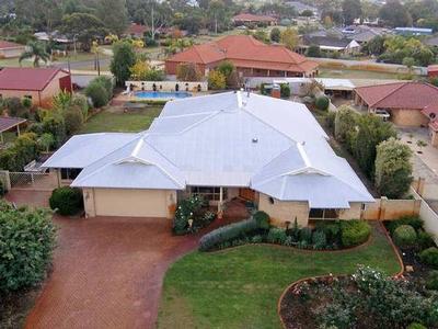 LAKESIDE LIVING!! Picture LAKESIDE LIVING!! Picture