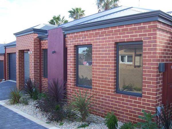 BRAND NEW!! Picture 1