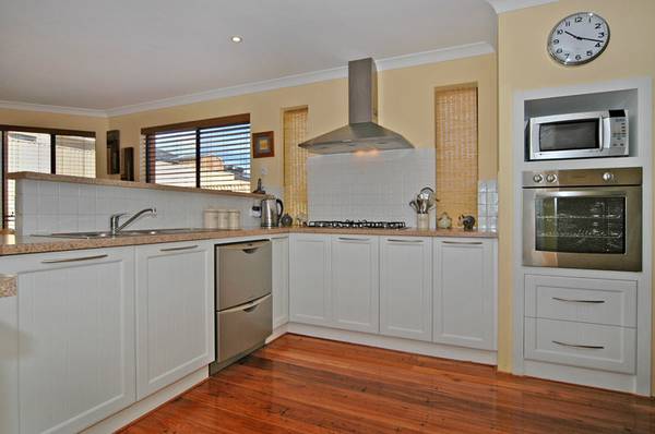 Scorching Hot Value!!! Picture 3