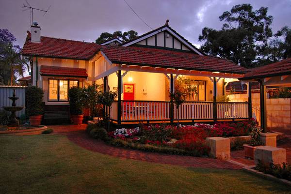 OOZING CHARACTER!! Picture 1