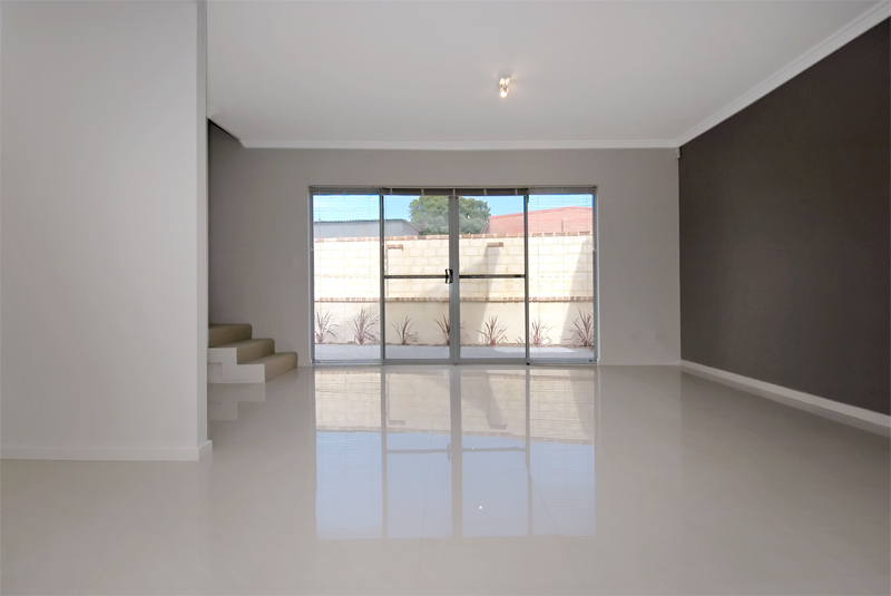 OOZES QUALITY- LUCKY LAST!!! Picture 3